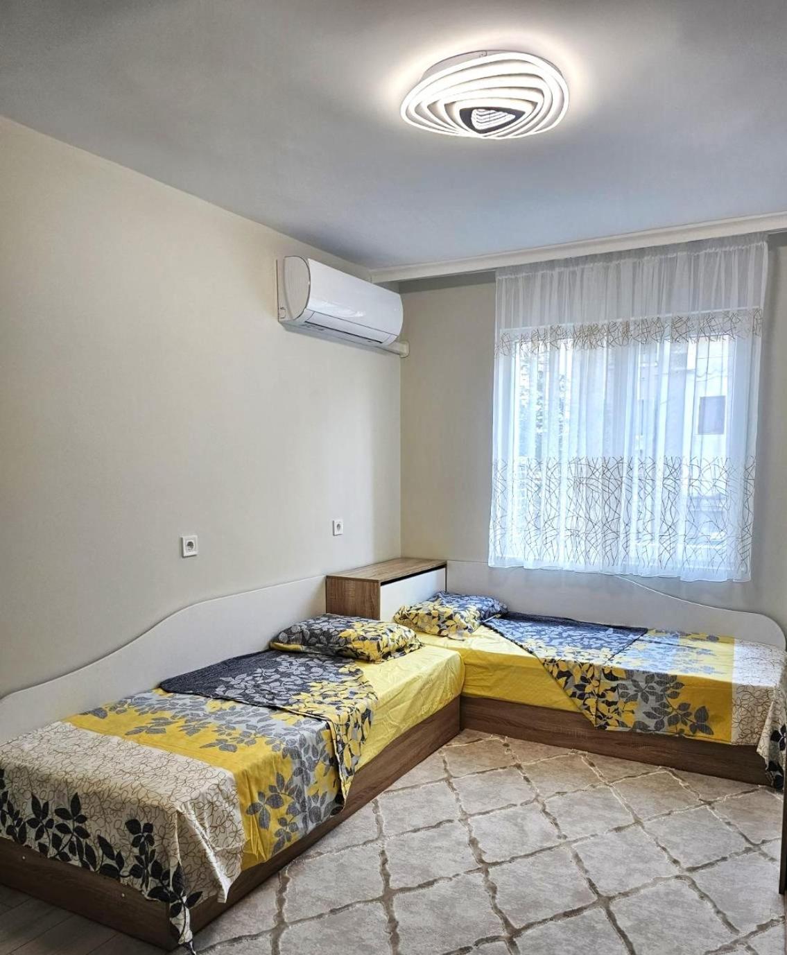 Apartment Bohemi With Free Parking Burgas Екстер'єр фото